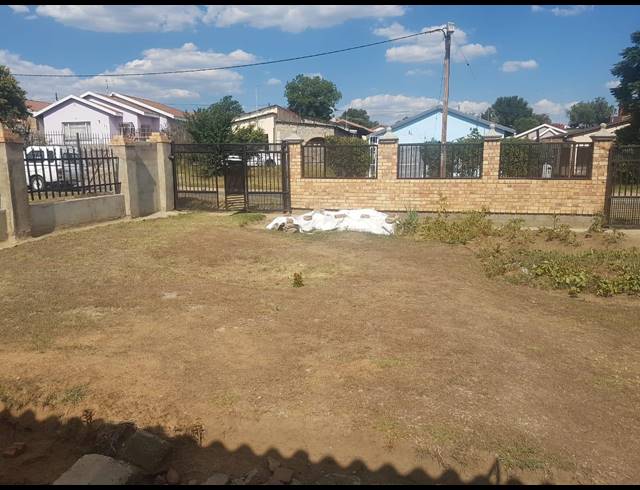 2 BEDROOM FREEHOLD SOLD IN FORDERVILLE